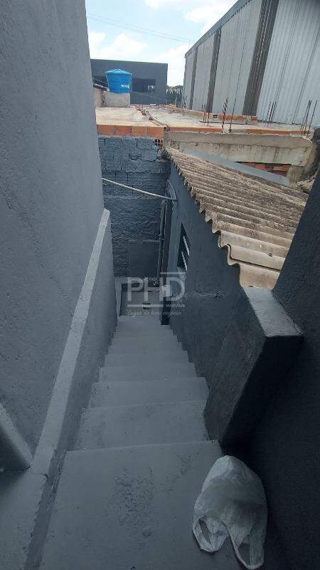 Casa para alugar com 1 quarto, 108m² - Foto 11