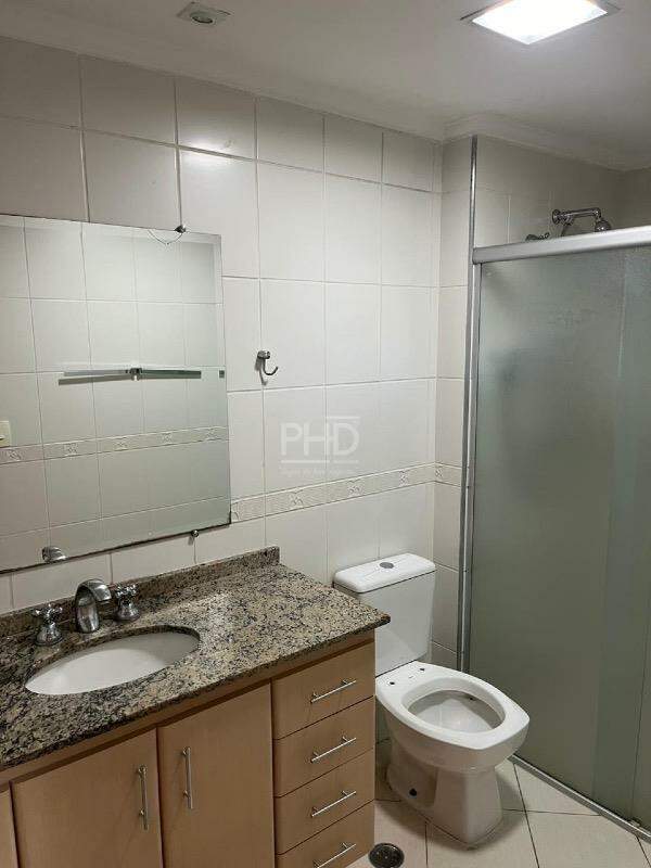 Apartamento para alugar com 3 quartos, 144m² - Foto 16