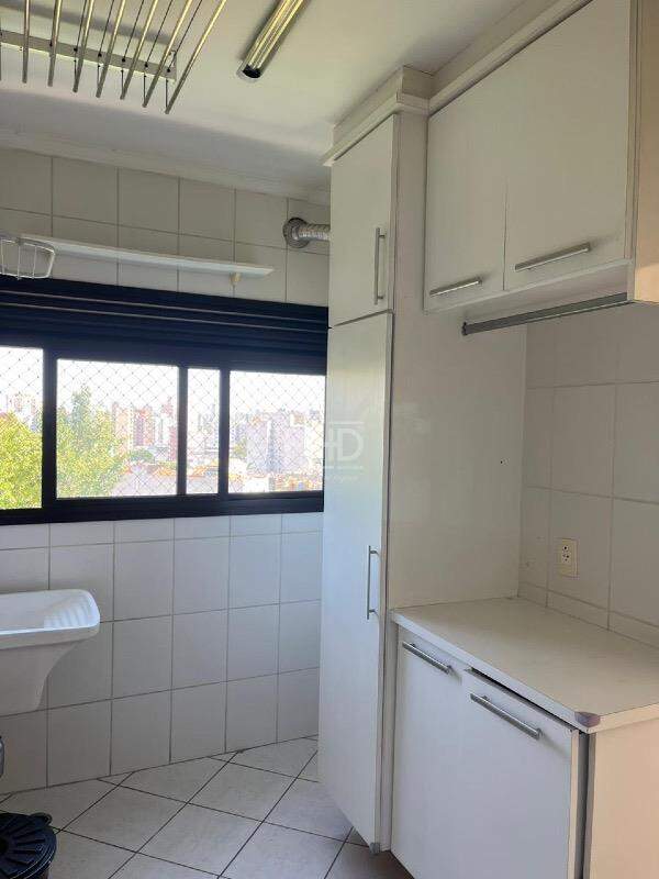 Apartamento para alugar com 3 quartos, 144m² - Foto 20