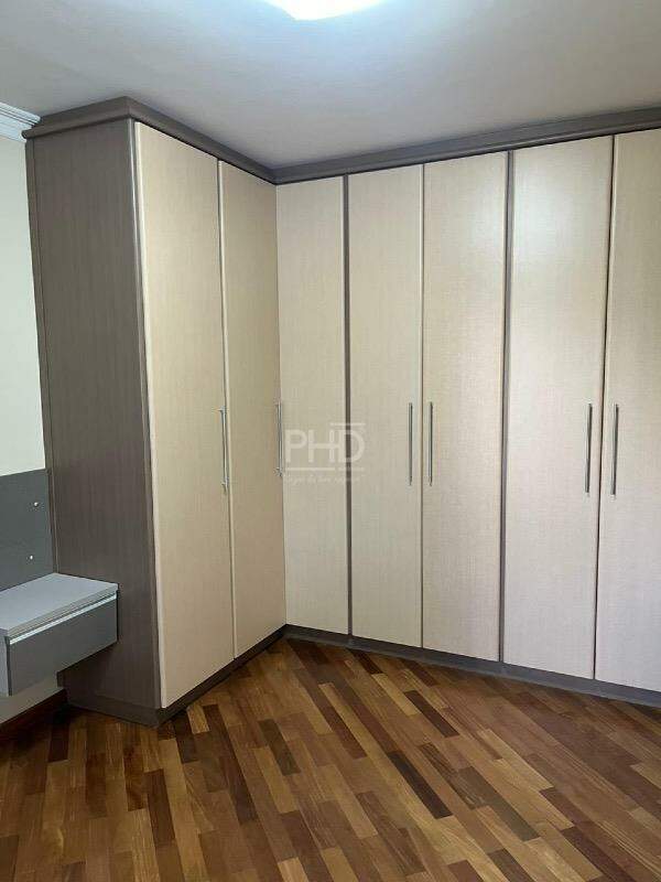 Apartamento para alugar com 3 quartos, 144m² - Foto 12