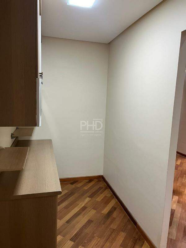 Apartamento para alugar com 3 quartos, 144m² - Foto 10