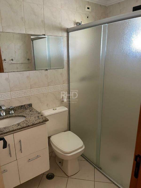 Apartamento para alugar com 3 quartos, 144m² - Foto 18