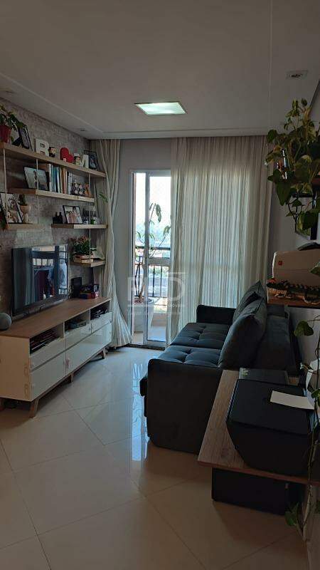 Apartamento à venda com 2 quartos, 58m² - Foto 2