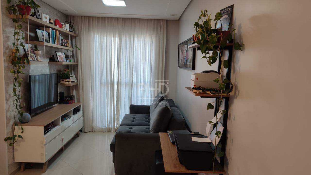 Apartamento à venda com 2 quartos, 58m² - Foto 3