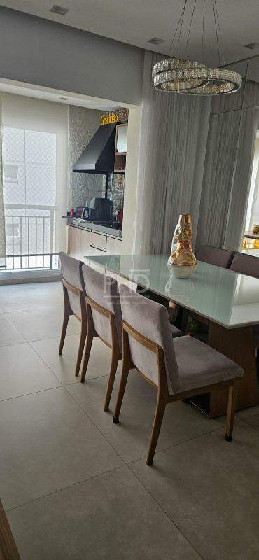 Apartamento à venda com 3 quartos, 106m² - Foto 9