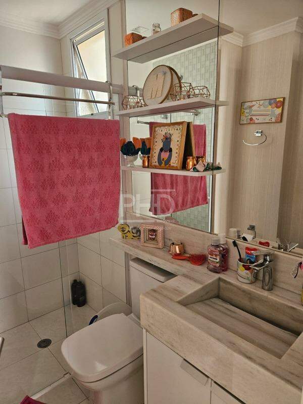 Apartamento à venda com 3 quartos, 106m² - Foto 29