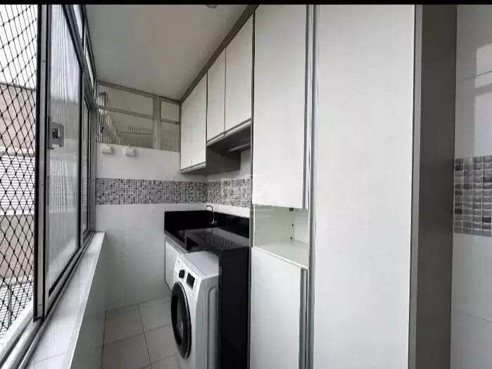 Apartamento à venda com 2 quartos, 72m² - Foto 9