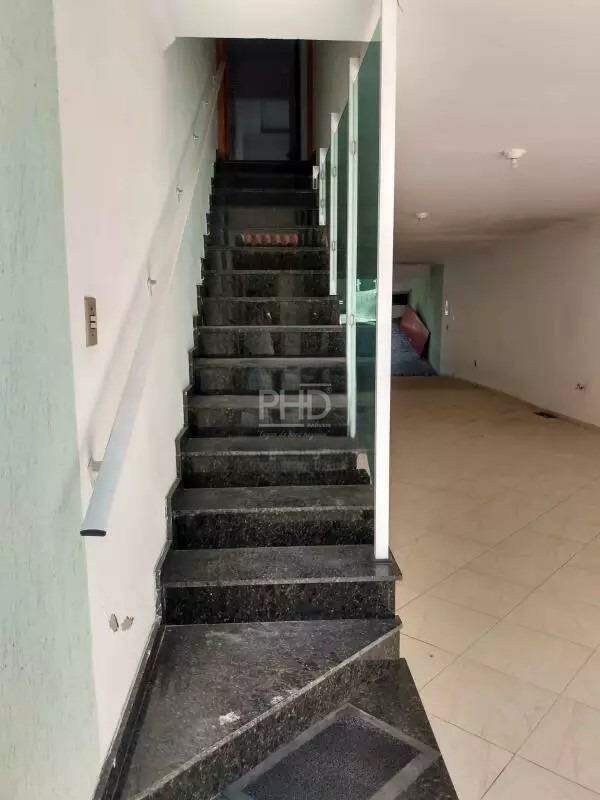 Sobrado para alugar com 3 quartos, 244m² - Foto 18