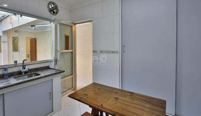 Sobrado à venda com 2 quartos, 203m² - Foto 9