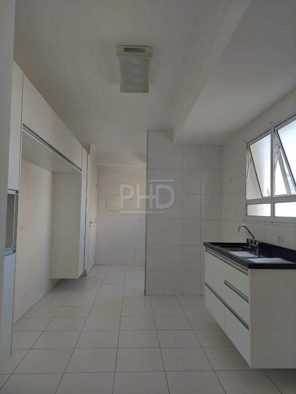 Apartamento à venda com 3 quartos, 103m² - Foto 5