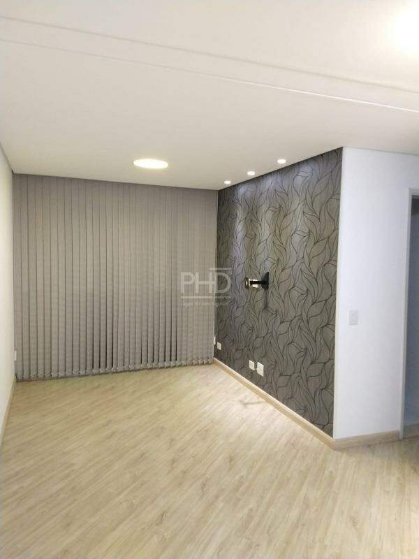 Apartamento à venda com 2 quartos, 58m² - Foto 2