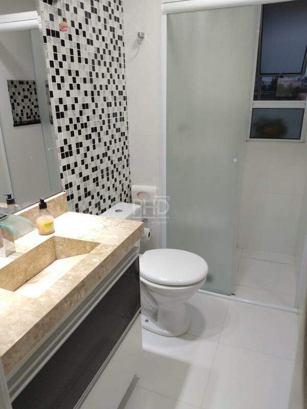 Apartamento à venda com 2 quartos, 58m² - Foto 13