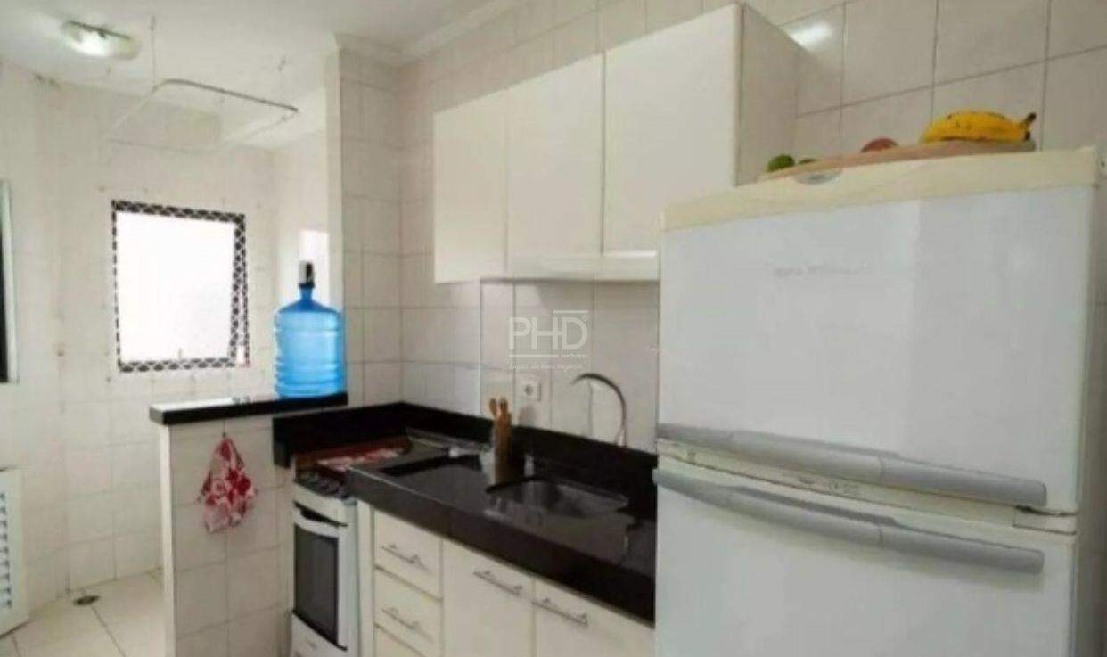 Apartamento à venda com 1 quarto, 42m² - Foto 12