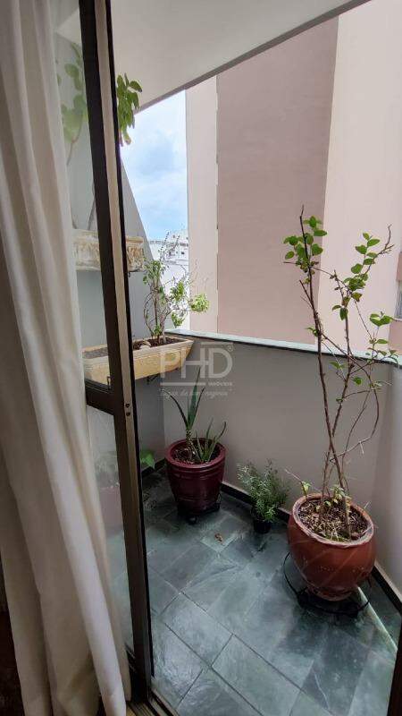 Apartamento à venda com 2 quartos, 65m² - Foto 5