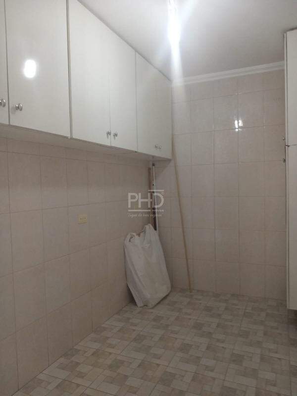 Casa para alugar com 3 quartos, 125m² - Foto 12