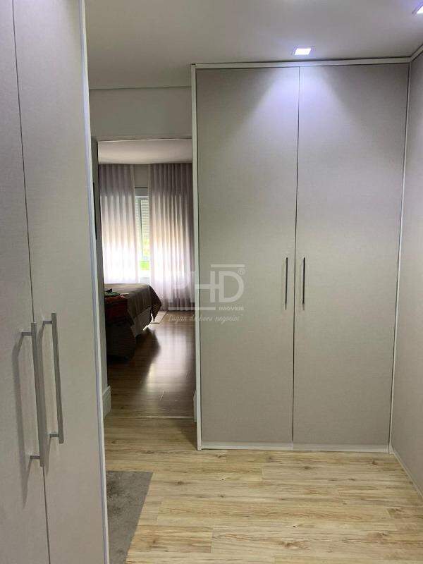 Apartamento à venda com 4 quartos, 245m² - Foto 20