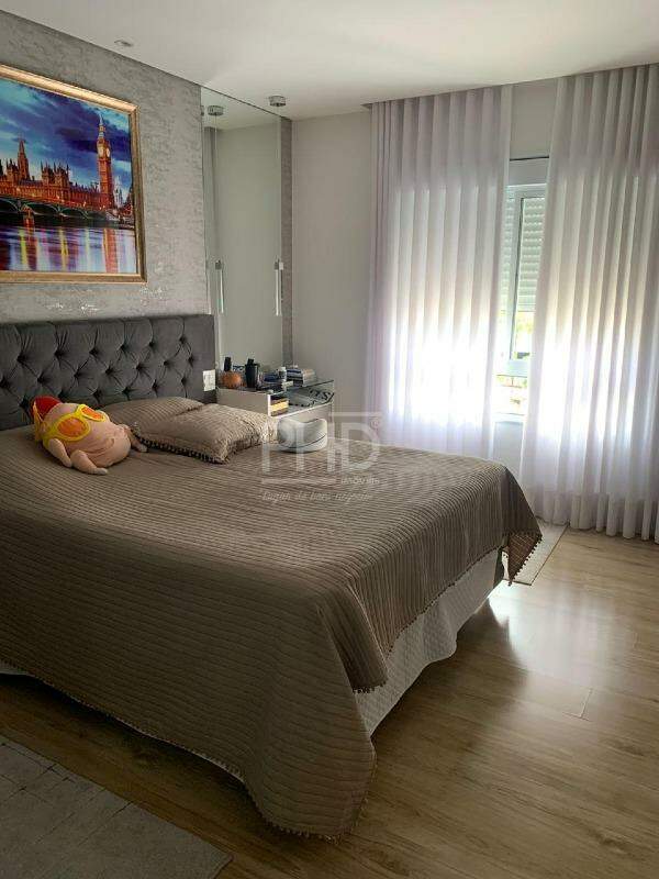 Apartamento à venda com 4 quartos, 245m² - Foto 19