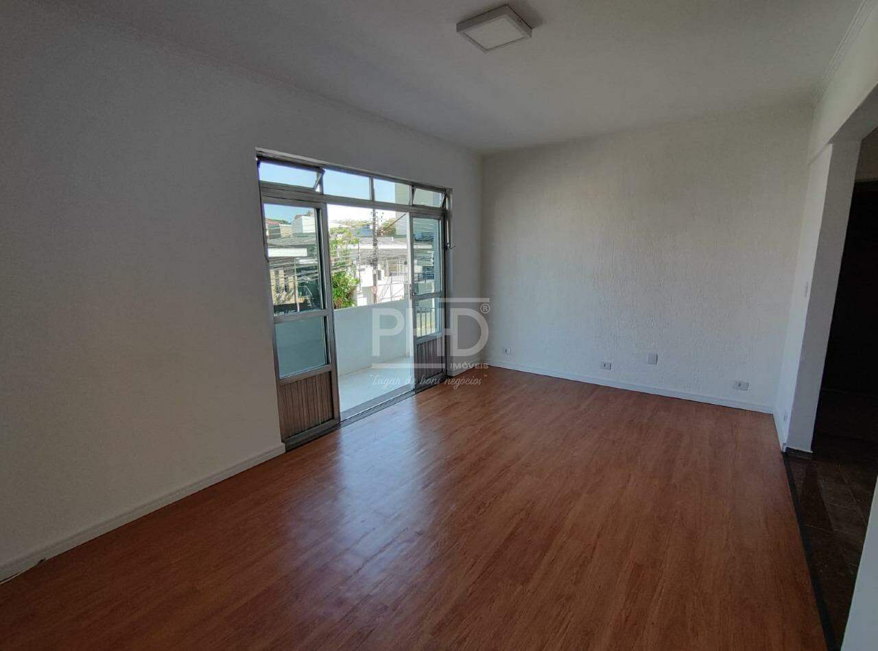 Apartamento para alugar com 2 quartos, 90m² - Foto 23