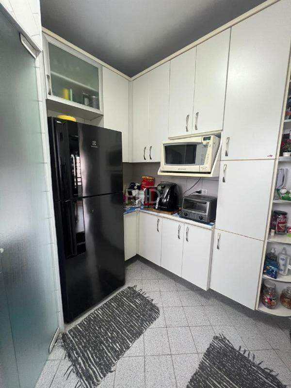 Apartamento à venda com 3 quartos, 67m² - Foto 5