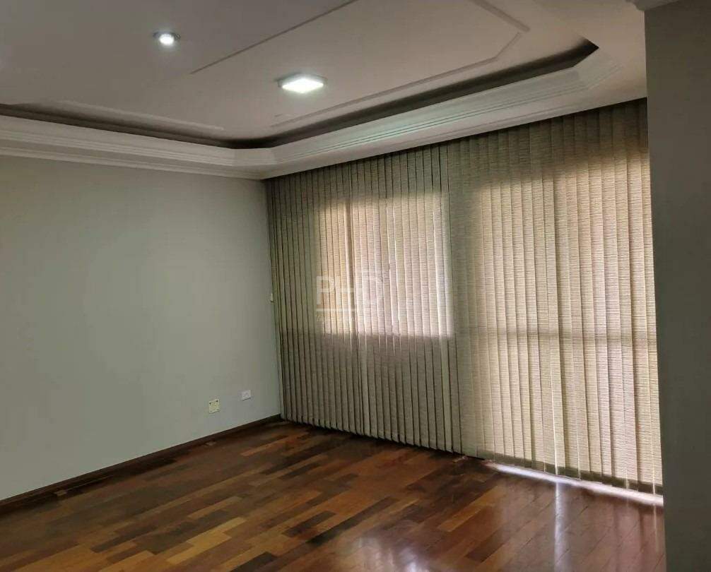 Apartamento à venda com 3 quartos, 68m² - Foto 2