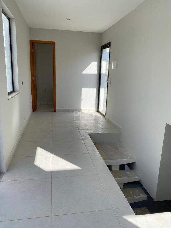 Cobertura à venda com 2 quartos, 144m² - Foto 2