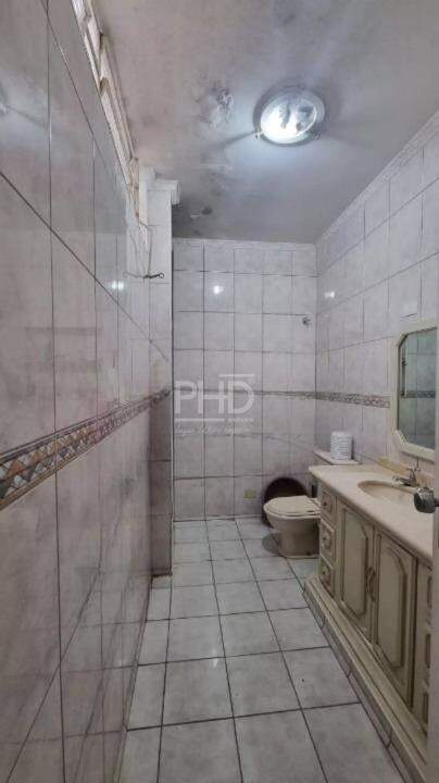 Casa à venda com 3 quartos, 197m² - Foto 13