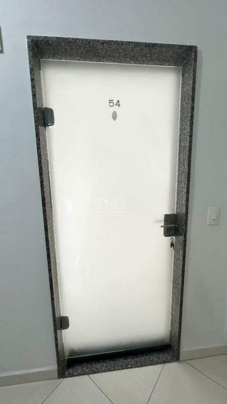 Apartamento para alugar com 3 quartos, 70m² - Foto 2