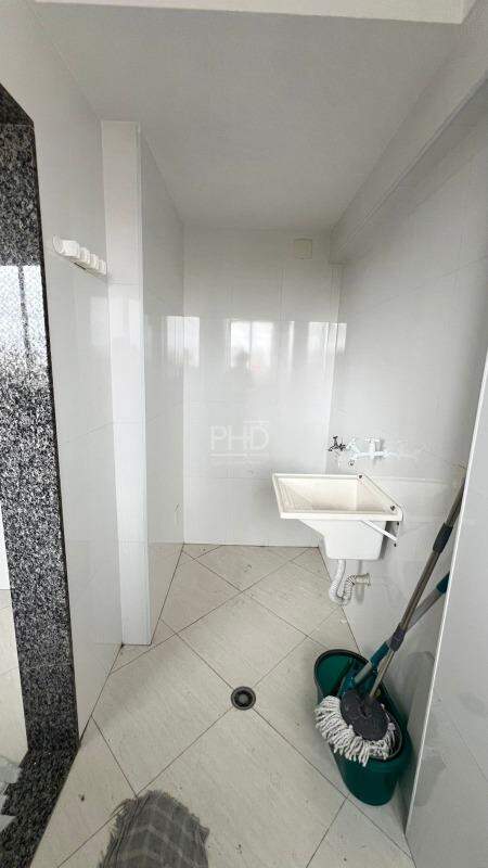 Apartamento para alugar com 3 quartos, 70m² - Foto 12