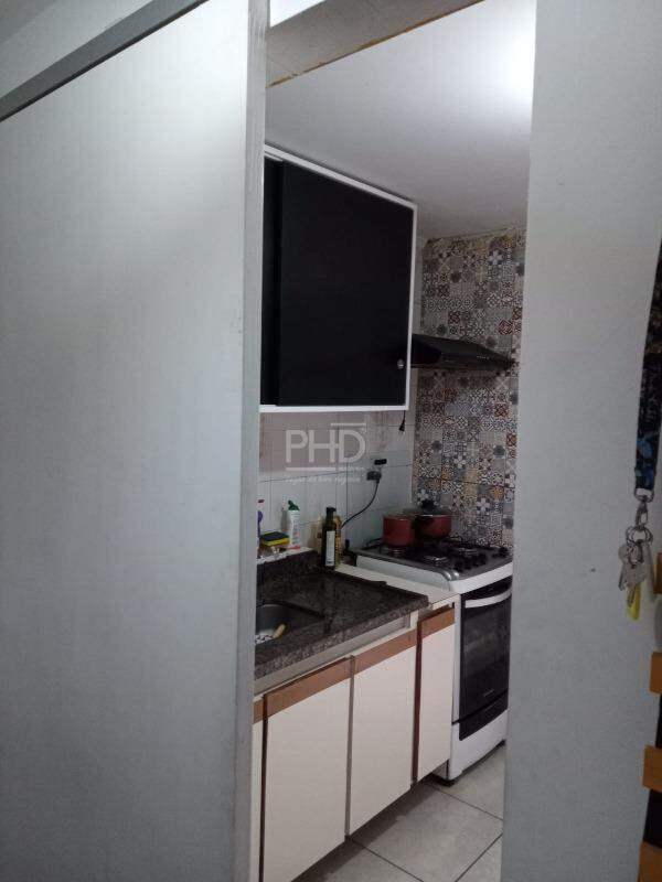 Apartamento à venda com 2 quartos, 55m² - Foto 10