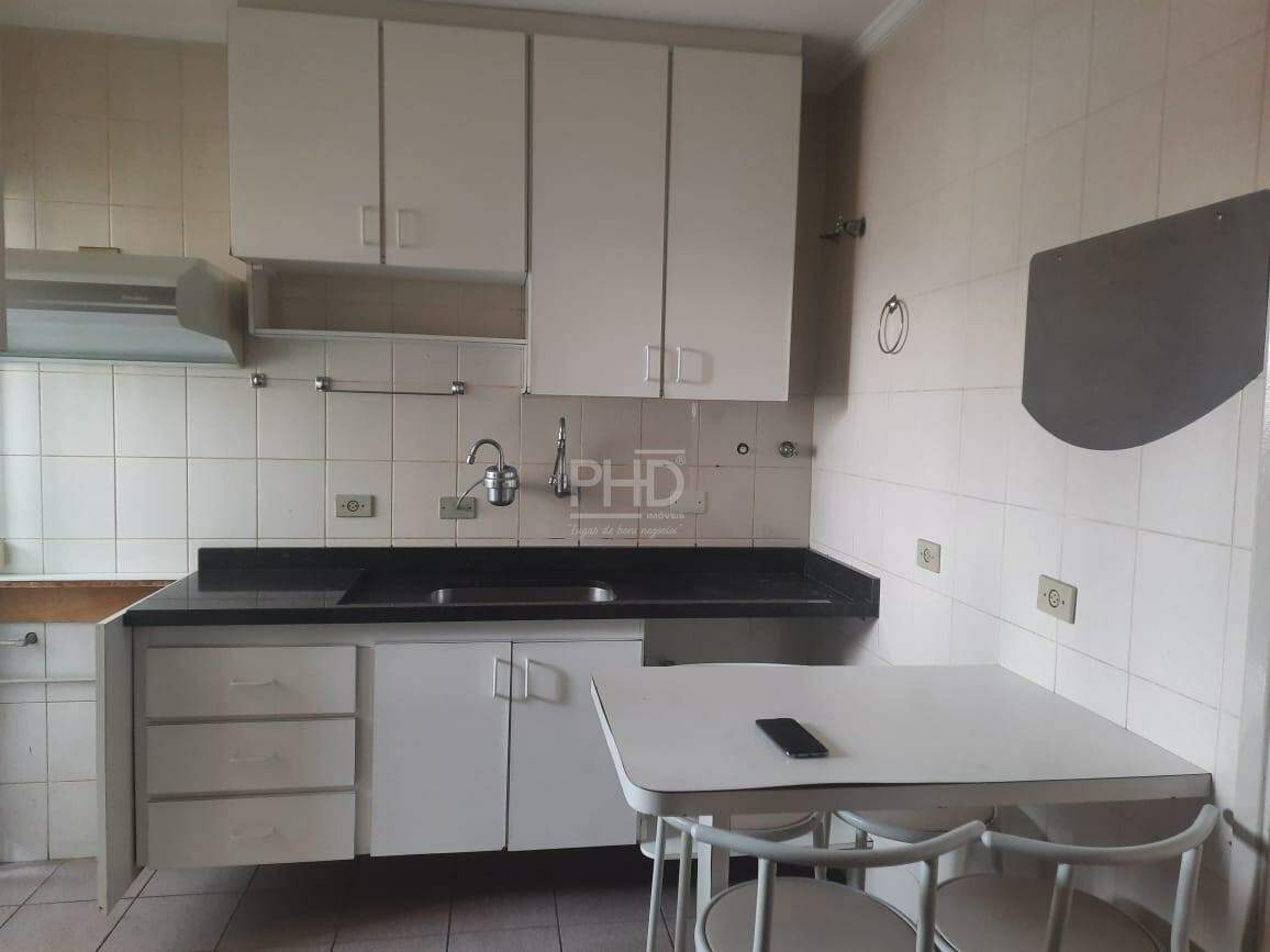 Apartamento para alugar com 2 quartos, 74m² - Foto 4