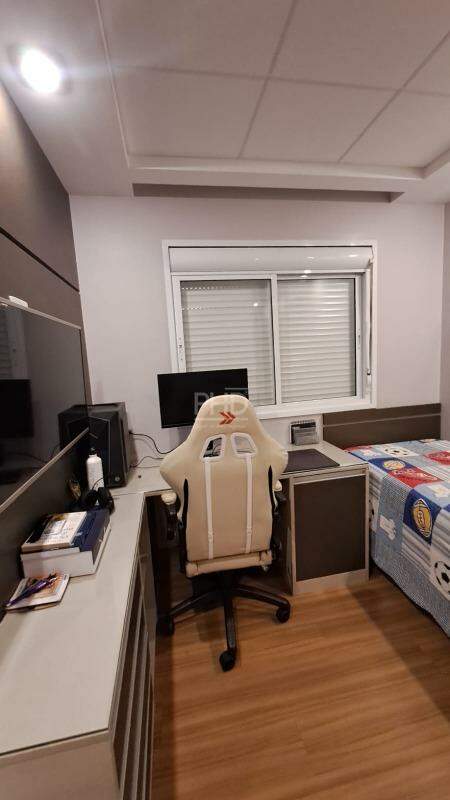 Apartamento à venda com 3 quartos, 123m² - Foto 10