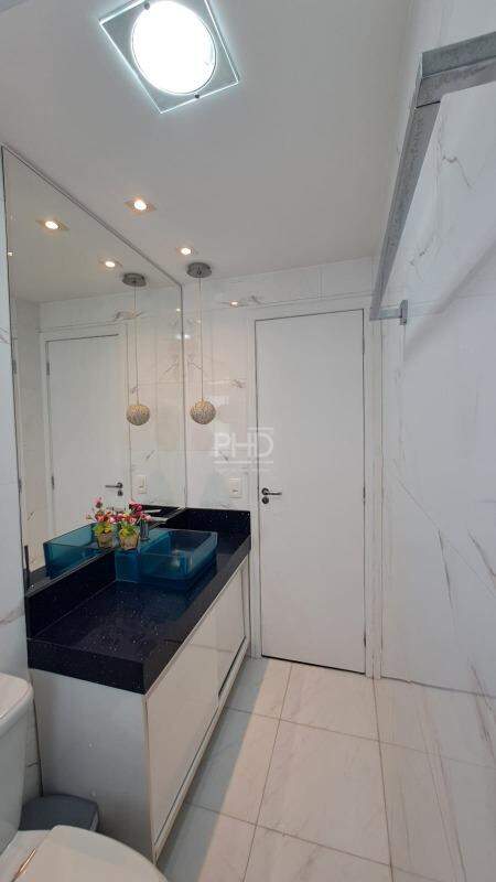 Apartamento à venda com 3 quartos, 123m² - Foto 28