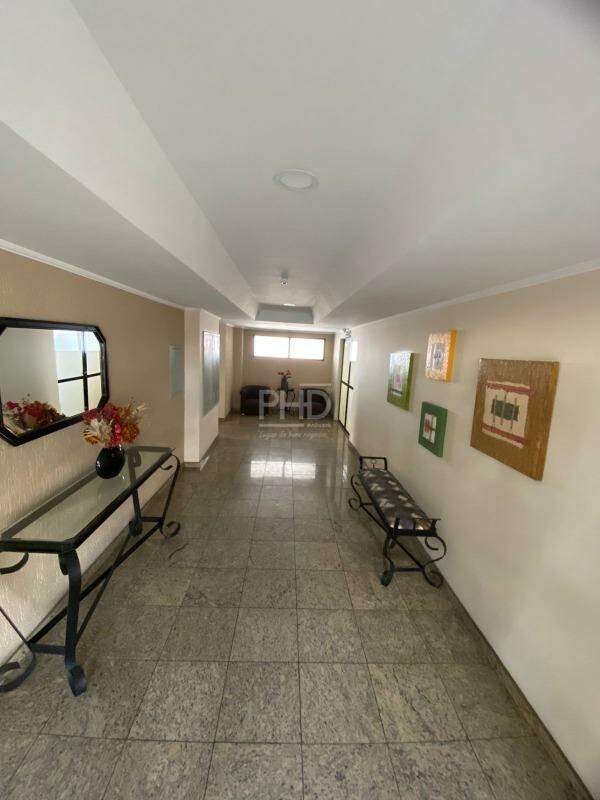 Apartamento à venda com 3 quartos, 75m² - Foto 11