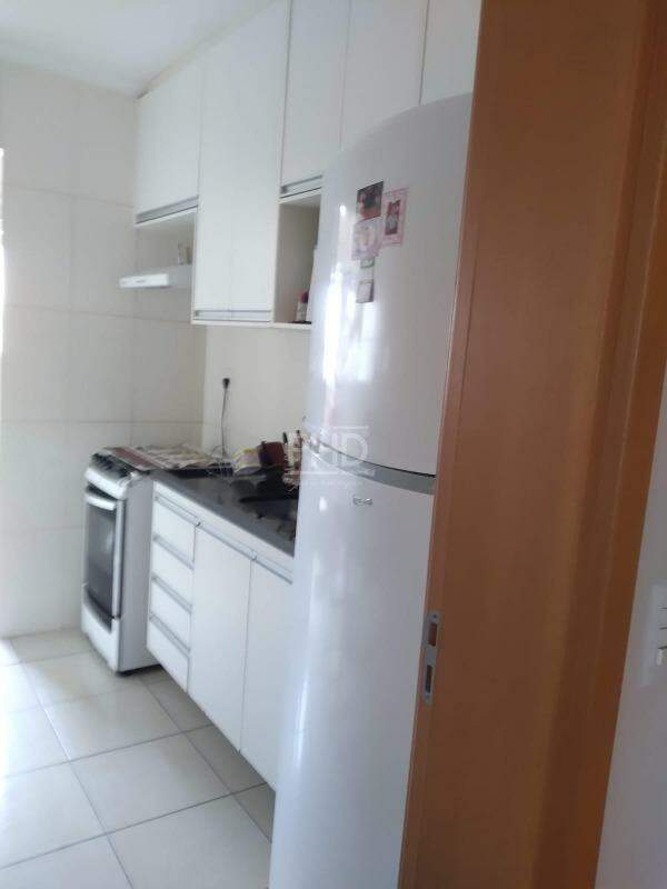 Apartamento à venda com 2 quartos, 52m² - Foto 15