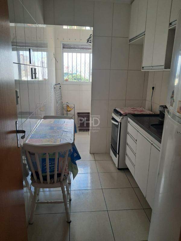 Apartamento à venda com 2 quartos, 52m² - Foto 14