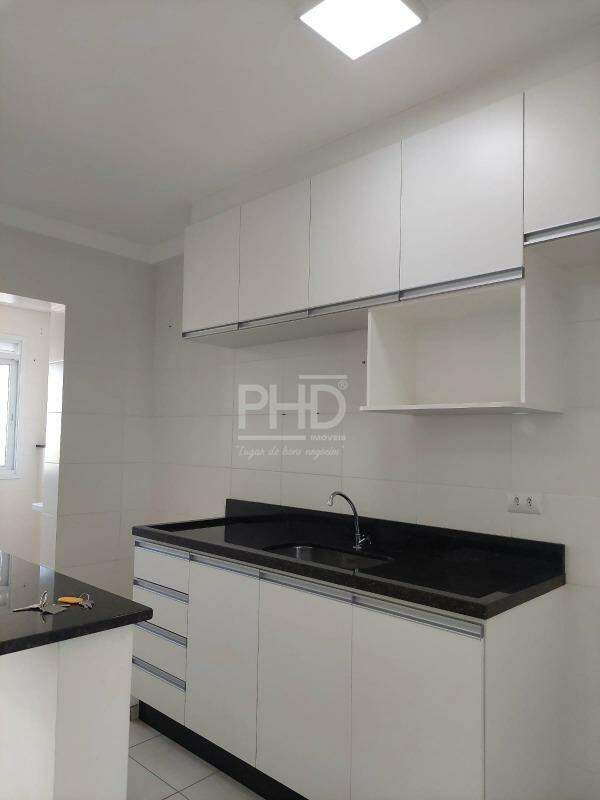 Apartamento para alugar com 2 quartos, 55m² - Foto 7