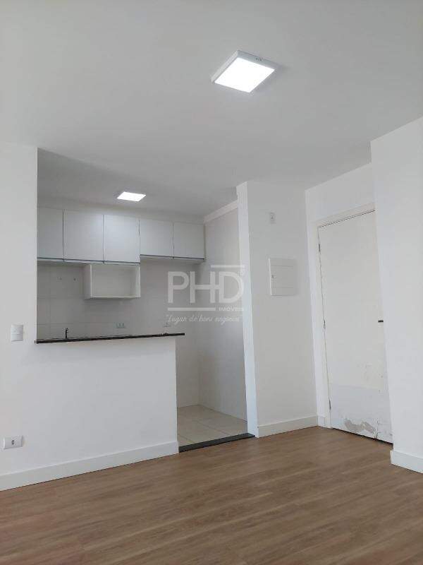 Apartamento para alugar com 2 quartos, 55m² - Foto 5