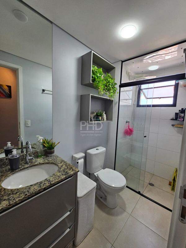 Apartamento à venda com 2 quartos, 51m² - Foto 12