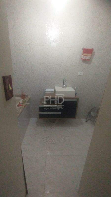 Sobrado para alugar com 3 quartos, 200m² - Foto 14