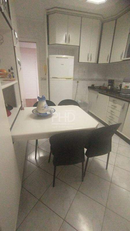 Sobrado para alugar com 3 quartos, 200m² - Foto 2