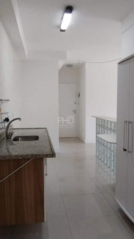 Apartamento à venda com 3 quartos, 87m² - Foto 8