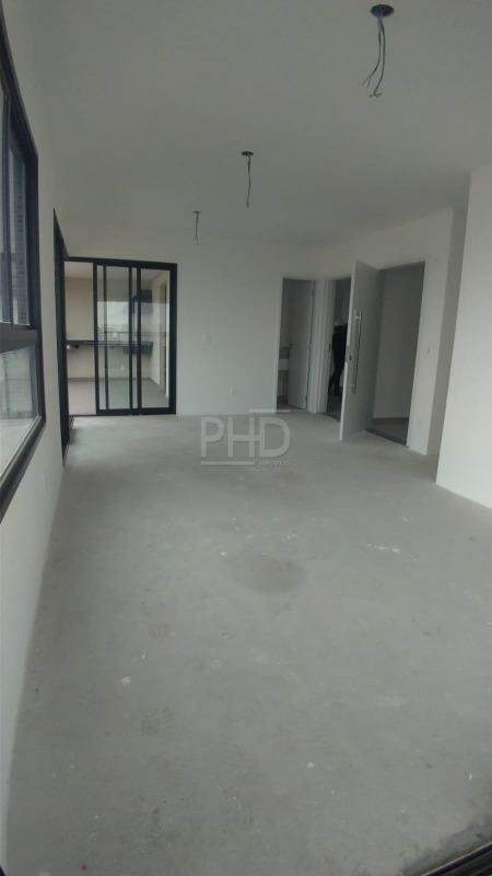 Apartamento à venda com 3 quartos, 162m² - Foto 7