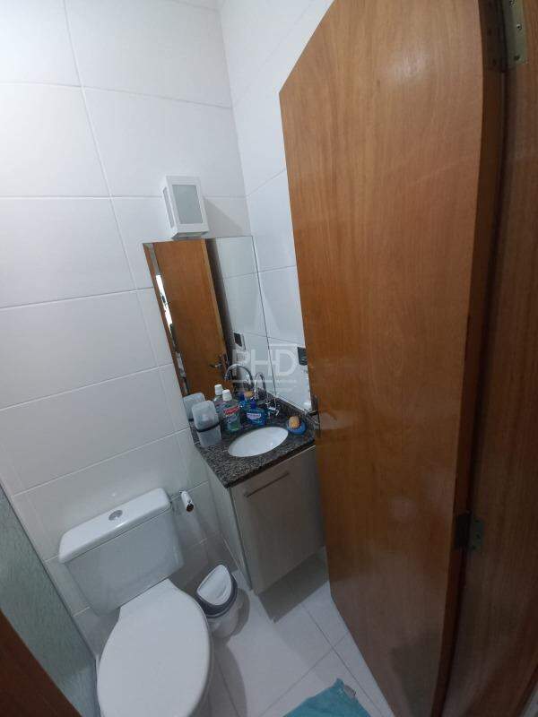 Sobrado à venda com 3 quartos, 100m² - Foto 14