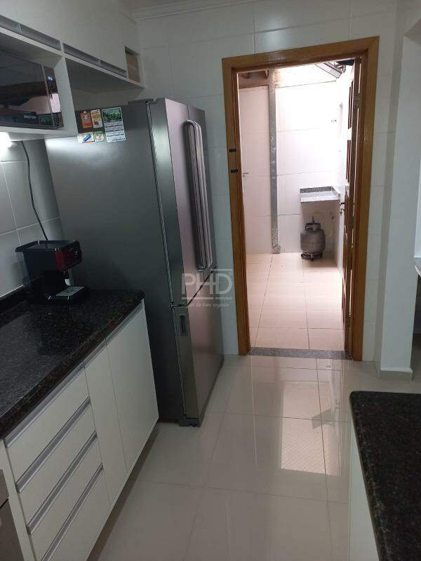 Sobrado à venda com 3 quartos, 100m² - Foto 8