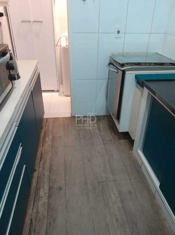 Apartamento à venda com 2 quartos, 64m² - Foto 6