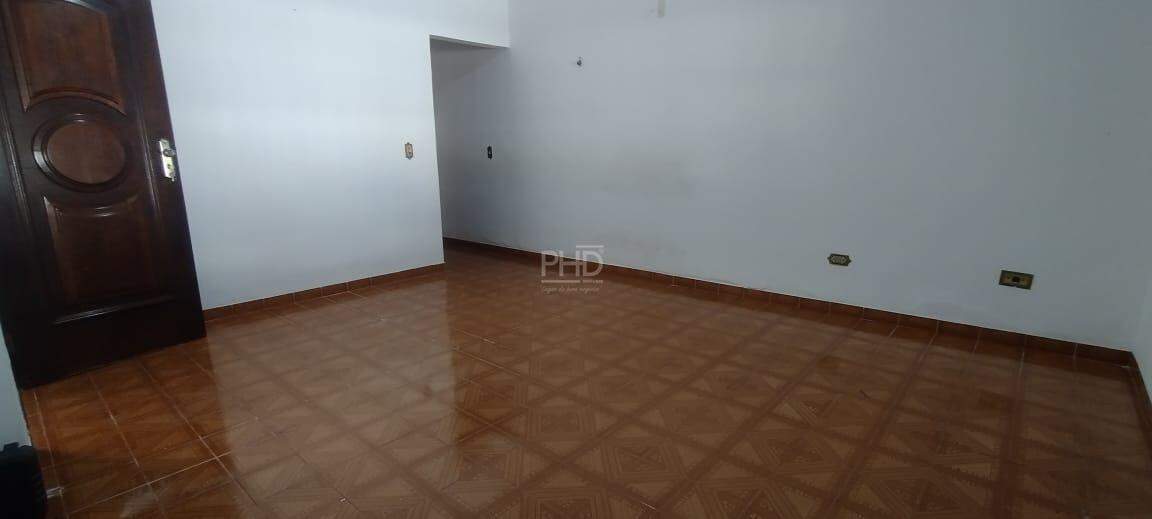 Sobrado à venda com 3 quartos, 180m² - Foto 2