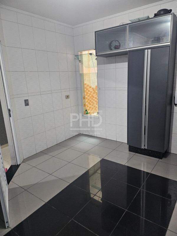 Sobrado à venda com 3 quartos, 158m² - Foto 12