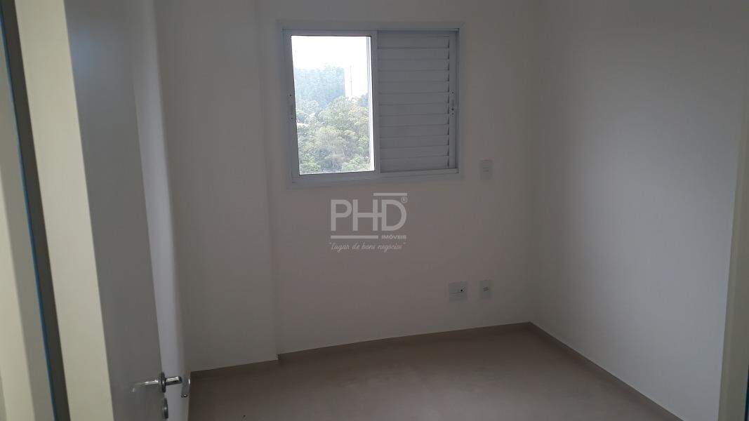 Apartamento para alugar com 2 quartos, 50m² - Foto 13