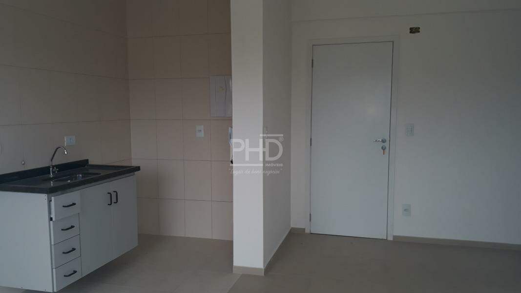 Apartamento para alugar com 2 quartos, 50m² - Foto 8