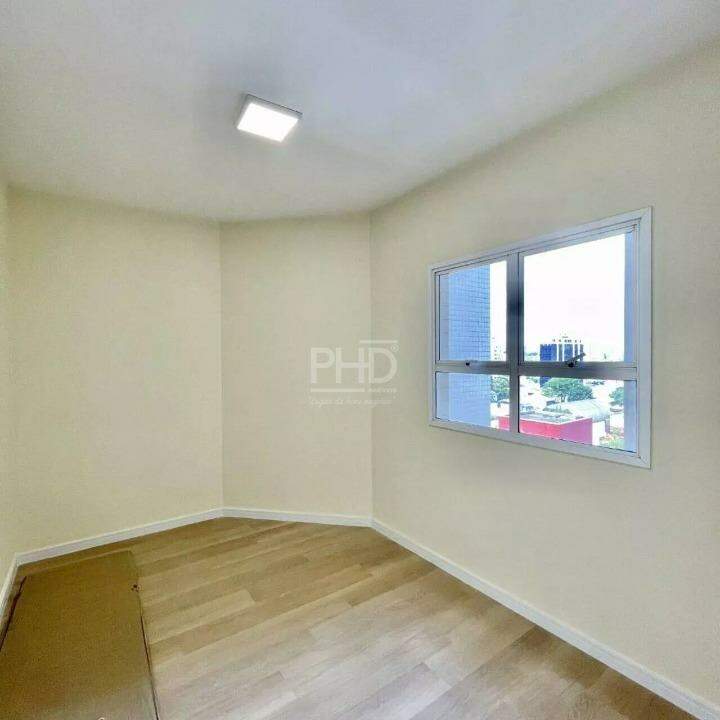 Apartamento para alugar com 3 quartos, 113m² - Foto 7